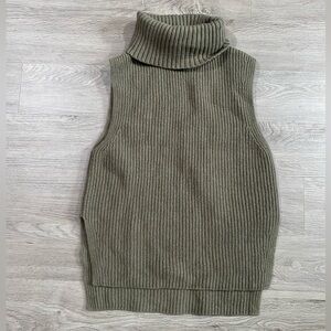 Uniqlo Olive Green Turtleneck Sleeveless Sweater cons